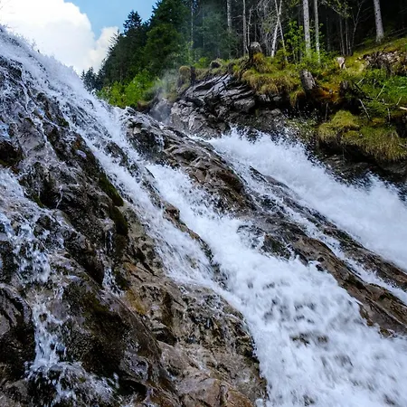 Schweiz ,lenk Ferienwohnung,kinderfreundl,seniorenfreundlich شقة لينك
