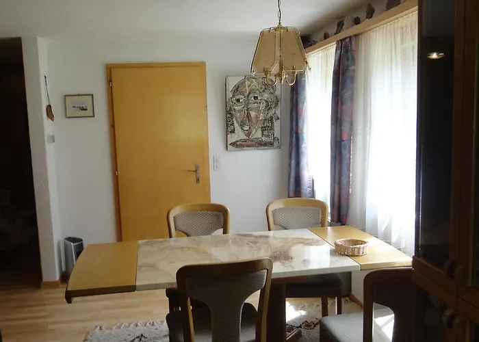 Schweiz ,lenk Ferienwohnung,kinderfreundl,seniorenfreundlich Apartman