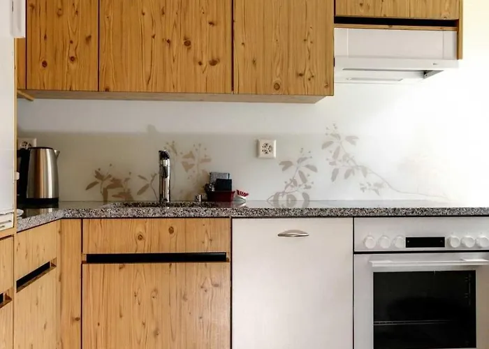 Schweiz ,lenk Ferienwohnung,kinderfreundl,seniorenfreundlich Apartamento *